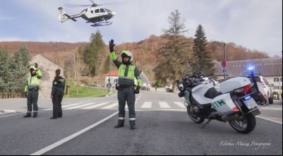 Agentes de la Guardia Civil de Tr